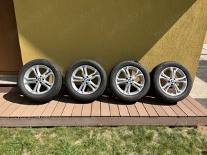 Vând roți originale BMW cu anvelope iarnă 