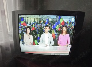 Tv. color Mare , diag.70 cm Perfect Funcțional , cu Telecomanda  - imagine 5