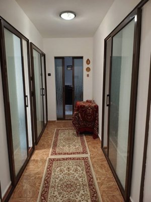 Apartament de 2 camere, decomandat, 55 mp, zona Drumul Taberei  - imagine 7