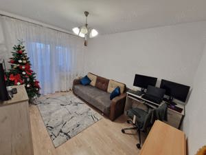 Persoana fizica vand apartament cu 2 camere decomandate -Iasi, Lunca Cetatuii, cartier Astoria - imagine 2