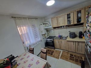 Persoana fizica vand apartament cu 2 camere decomandate -Iasi, Lunca Cetatuii, cartier Astoria - imagine 4