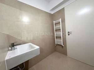 Apartament nou 3 camere decomandat, parter, parcare+boxa, Zona Coresi - imagine 8