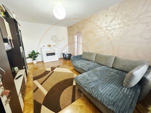 Apartament 4 camere mobilat  Trivale + loc de parcare rezervat - imagine 2