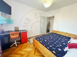 Apartament 4 camere mobilat  Trivale + loc de parcare rezervat - imagine 5