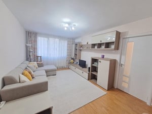 Apartament 3 camere Metrou Raul Doamnei