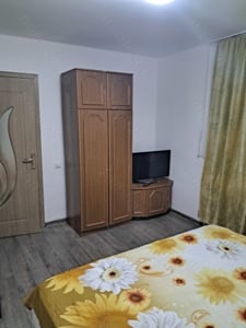 Apartament 2 camere casa la curte parter curte comună