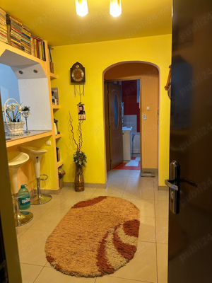 Vand apartament in zona Soarelui 2 camere decomandat cu centrala proprie 54mp - imagine 6