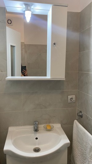 Închiriez apartament - imagine 3