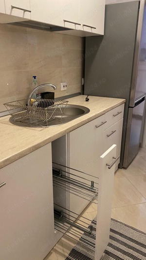 Închiriez apartament - imagine 7