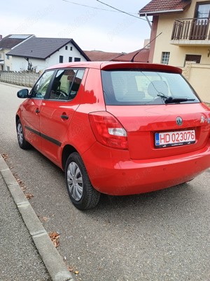 Skoda fabia benzina 2010 - imagine 9