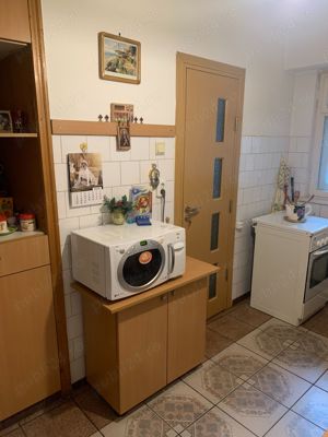 Apartament parter 3 camere decomandate Calea București, excelent poziționat - imagine 7