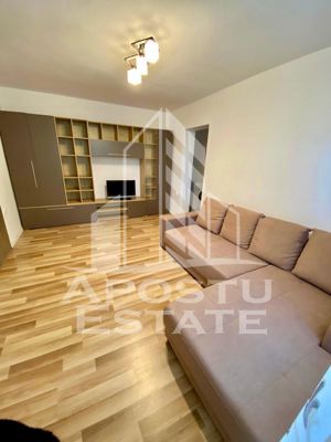 Apartament 2 camere, semidecomandat,centrala proprie,zona Tipografilor