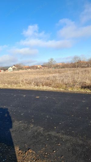   Teren intravilan  Calugareni, 10 km de la autostrada, respectiv 12 km de la Arad  - imagine 6