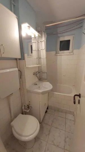 Dambu Pietros - Vanzare apartament 3 camere - Str. Ion Buteanu - imagine 6