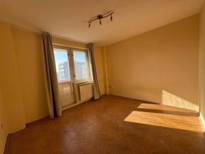 Central - Vanzare apartament 3 camere - B-dul. 1 Decembrie 1918 - imagine 2