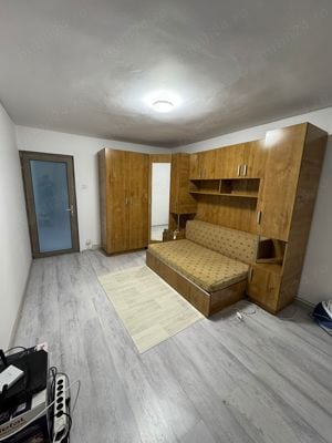 Vând apart. 2 camere, METROU=1minut, CENTRALĂ, 8 10, Drumul Taberei - imagine 9