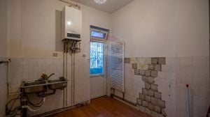 Apartament parter inalt 2 camere Brasov - imagine 17