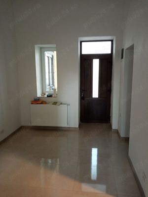 inchiriez apartament 2 camere pentru birouri, B-dul Revolutie zona Podgoria - imagine 7