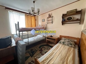 Casa de inchiriat cu 6 incaperi in Alba Iulia Cetate mobilata pretabila pentru muncitori  - imagine 3