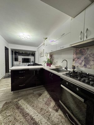 Apartament 3 camere, 60,69 mp utili, etaj intermediar, zona Burdujeni - imagine 3