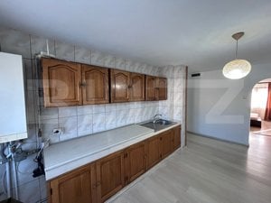 Apartament cu 4 camere, centrala termica, zona Sucpi - imagine 8