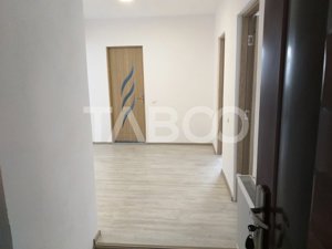 Apartament de inchiriat 3 camere decomandate Sibiu zona Promenada Mall - imagine 11