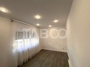 Apartament de vanzare 3 camere 83 mpu balcon gradina 2 parcari Sibiu - imagine 8