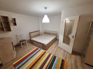 300 euro!!!Ap.cu 2 camere cu centrala proprie Zona Mircea cel Batran