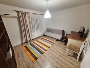 300 euro!!!Ap.cu 2 camere cu centrala proprie Zona Mircea cel Batran - imagine 4