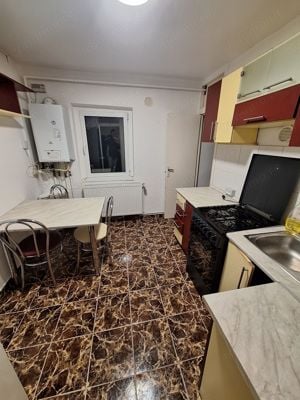 300 euro!!!Ap.cu 2 camere cu centrala proprie Zona Mircea cel Batran - imagine 8