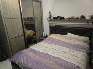 Vand apartament 3 camere zona Bariera - imagine 6