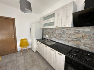 Apartament modern la parter in Tractorul  - imagine 8