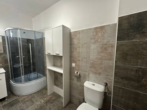 Apartament modern la parter in Tractorul  - imagine 12