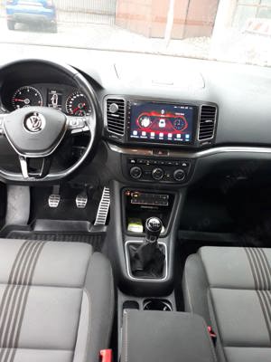 Vw sharan, 7 locuri,an fabricație 2016, euro 6,diesel  - imagine 10 Vw sharan, 7 locuri,an fabricație 2016, euro 6,diesel  - imagine 10