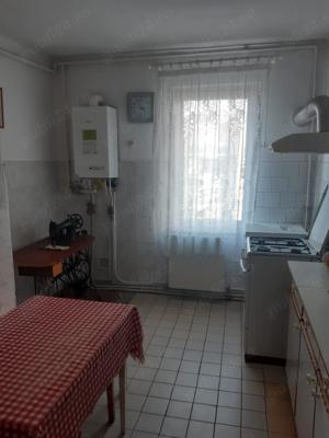 Vand apartament 3 camere in Reghin - imagine 2