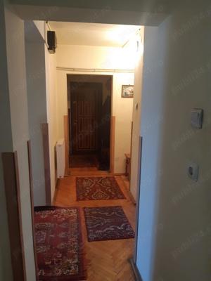 Vand apartament 3 camere in Reghin - imagine 3