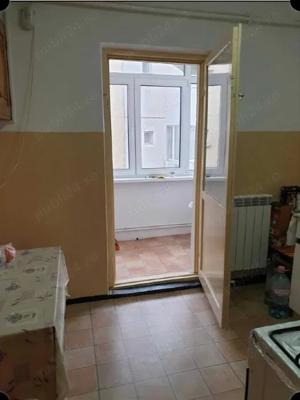 Apartament cu 3 camere cartier E3 etajul 2 - imagine 6