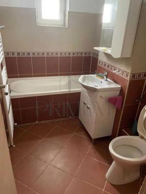 Apartament 3 camere - Zona AEM - Centrala Proprie - imagine 8