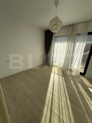 Apartament 2 camere, zona centrala ,bloc 2018 - imagine 3