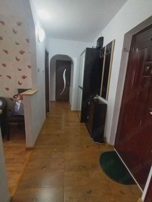 Se vinde apartament in Alexandria,str. Dunării ,zona HCC - imagine 4