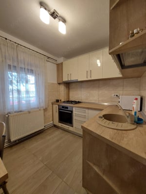 Inchiriez apartament 2 camere - Miron Costin Arad  - imagine 8