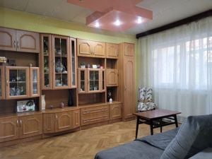 Vand apartament 2 camere in Petrosani,ultracentral -  strada Gen. Dragalina (zona Hermes), etaj 1 9 - imagine 9