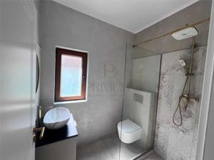 Duplex - toate utilitatile - zona excelenta - terasa acoperita - imagine 3