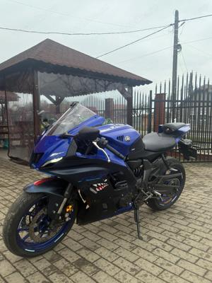 Yamaha R7 2023