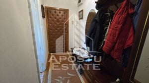 Apartament cu 2 camere, etaj 3, centrala proprie, zona Lipovei - imagine 5