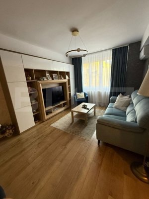 Apartament 3 camere, 60 mp,  PIATA VICTORIEI - imagine 2