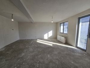 Apartament cu 2 camere cu posibititate de finisare, strada Stejarului - imagine 2