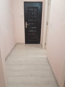 Apartament doua camere, semidecomandat, etaj doi din patru, renovat elegant, parcare, liber, Narcisa - imagine 10