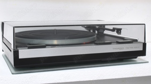 Pick up Thorens TD11MKII.