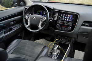 Outlander PHEV electric 45km ,An 2019, Instyle, volan încălzit, Android, side assist, trapă - imagine 5